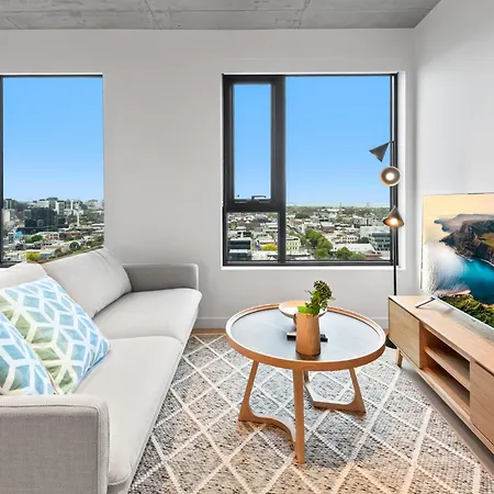 Chic 2-Bed Inner-City Abode With Bbq, Gym & Pool Melbourne Exterior photo