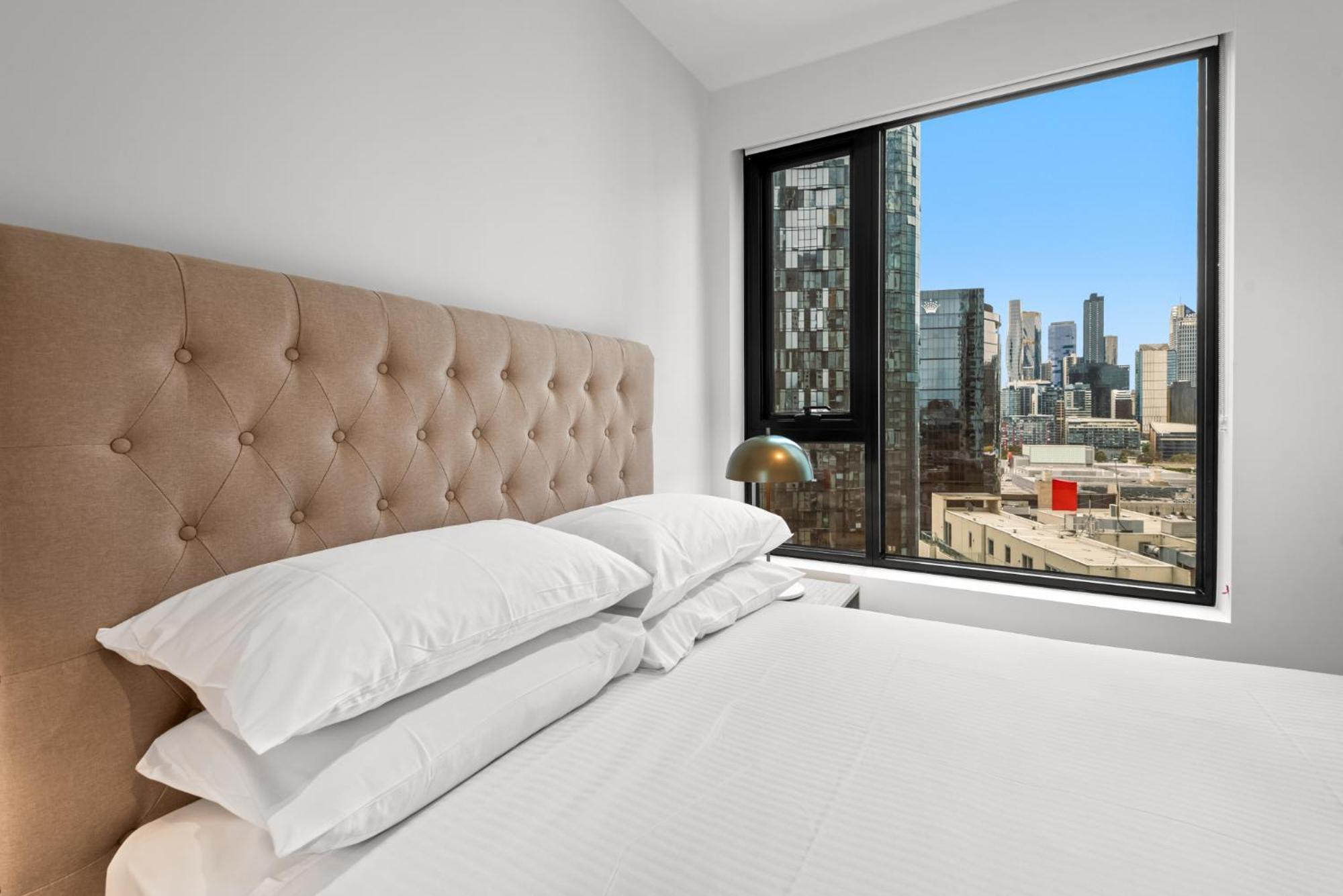 Chic 2-bed Inner-city Abode With Bbq, Gym & Pool Apartment *
