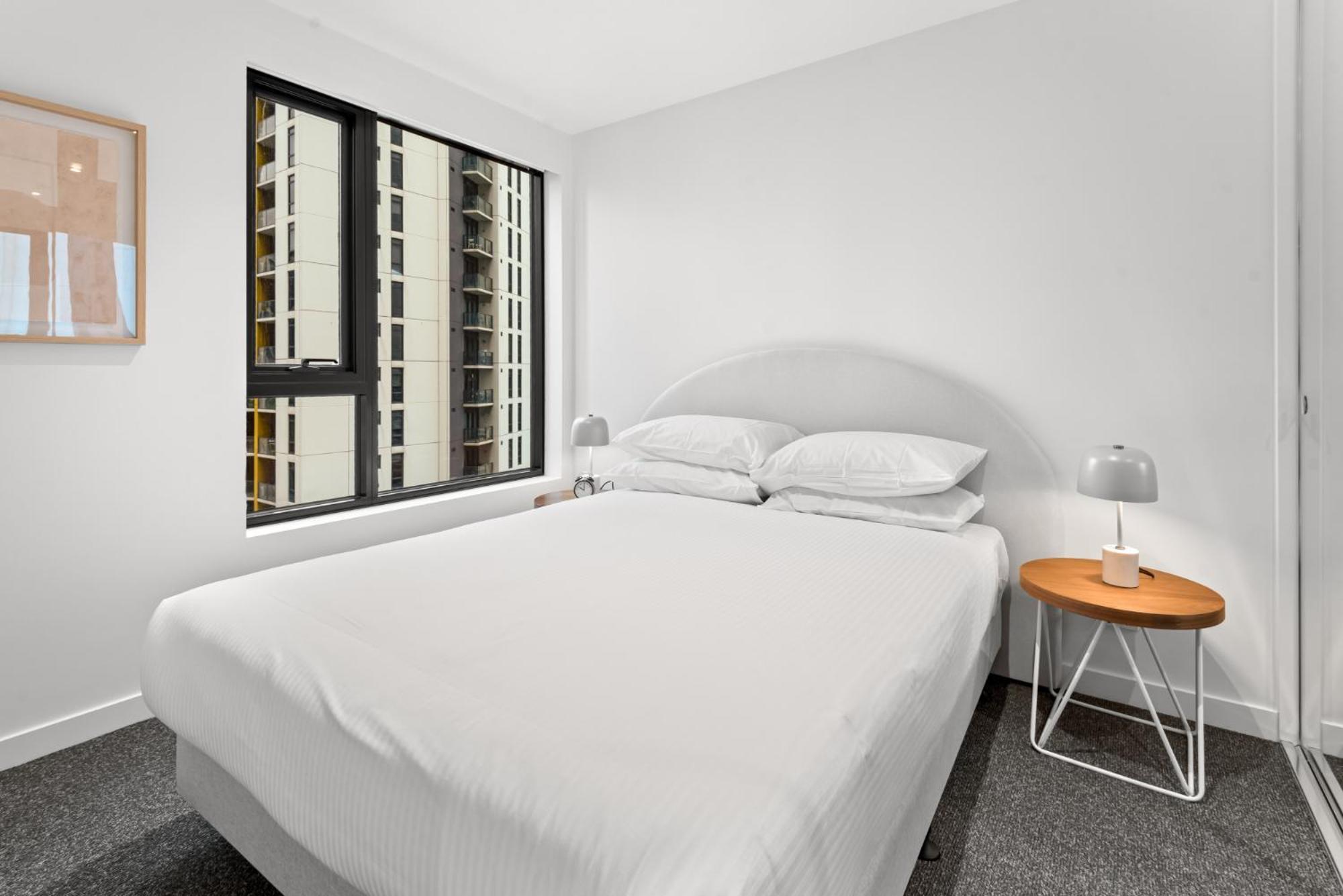 Apartment Chic 2-bed Inner-city Abode With Bbq, Gym & Pool
